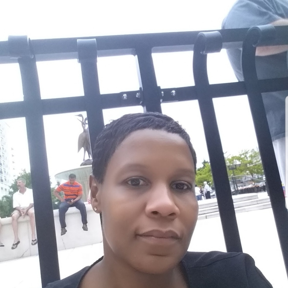 Meet your Posher, Latoya